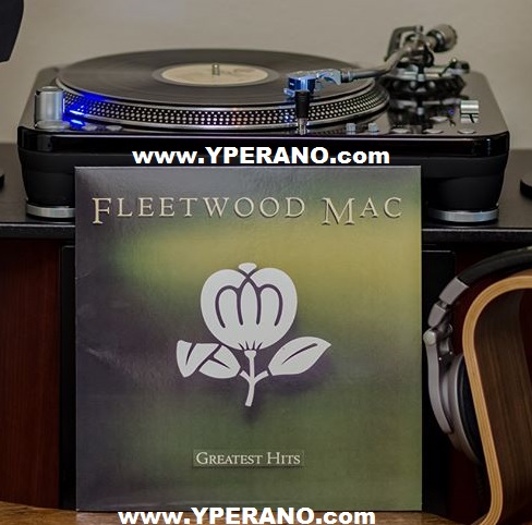 Slikke korrekt Meddele Fleetwood Mac: Greatest hits LP Embossed Sleeve embroidered, embossed,  raised cover 1988. Contains two new tracks! Check videos. - Yperano Records