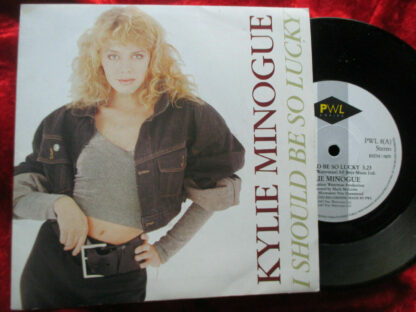 Kylie-Minogue-I-should-be-so-